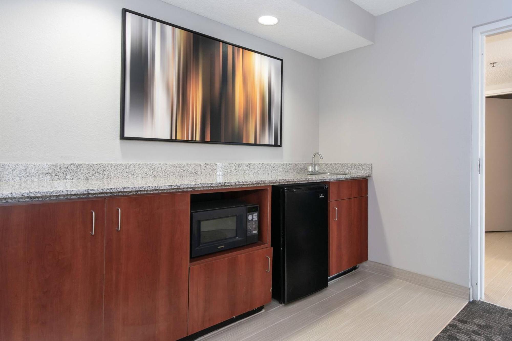 Courtyard By Marriott Charlotte Lake Norman Huntersville Exterior foto